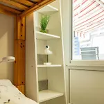 - Haus B, App 0b0303 *