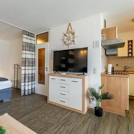 - Haus B, App 0b0303 *